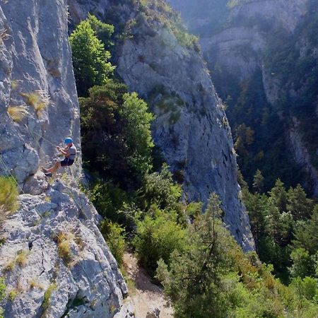 Vvf Haute Provence Lagrand Eksteriør bilde